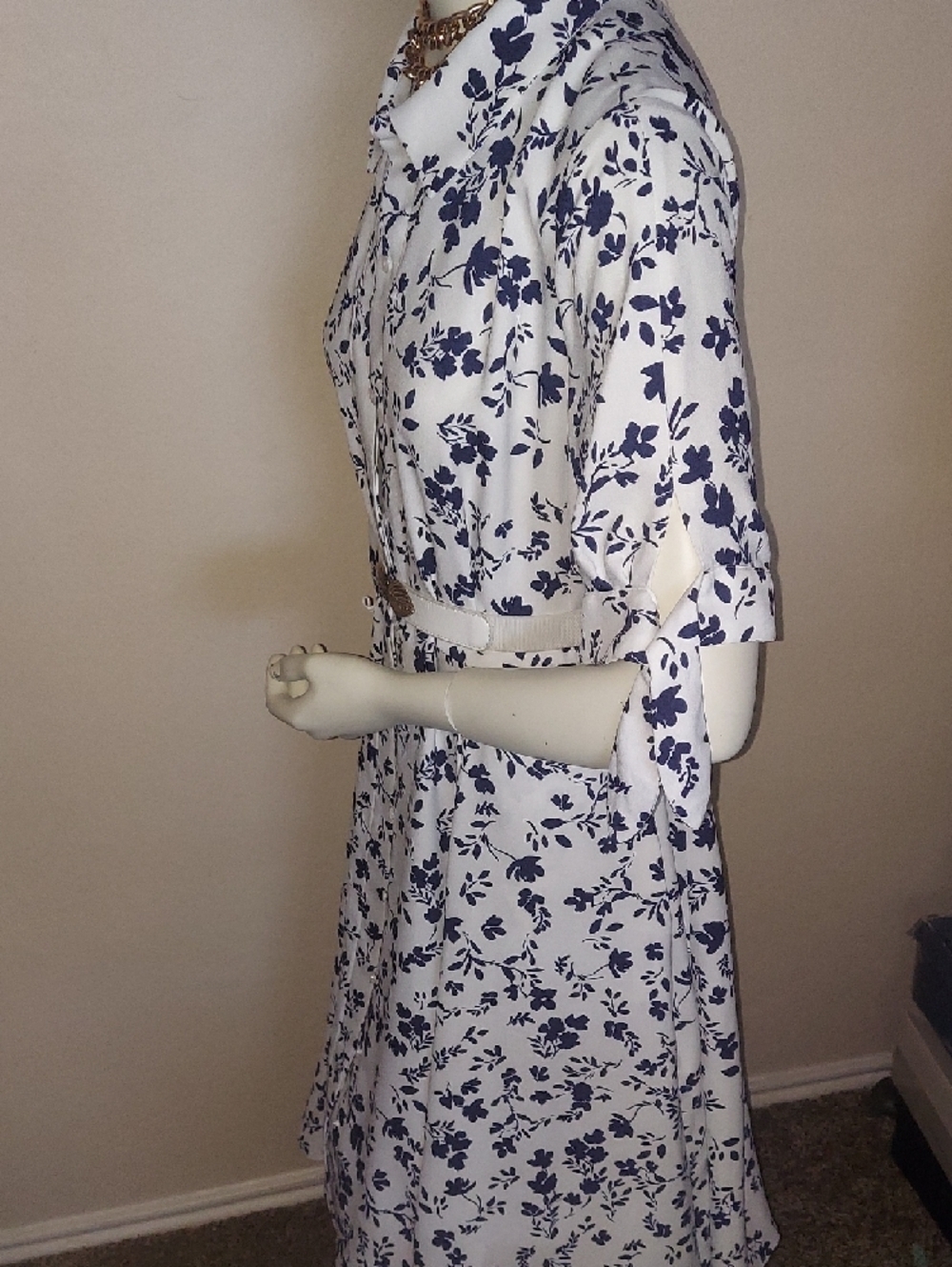 Calvin Klein White Top with Navy Floral Print - Picture 12 of 15